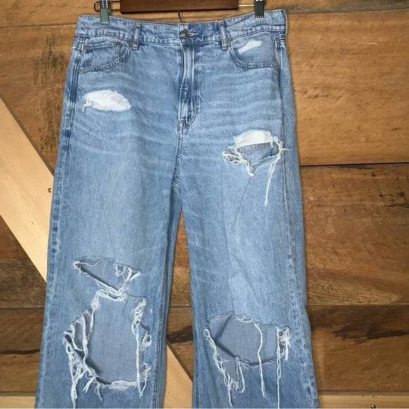 American Eagle Super High Rise Baggy Wide Leg Jeans Regular size 10 - Picture 3 of 13